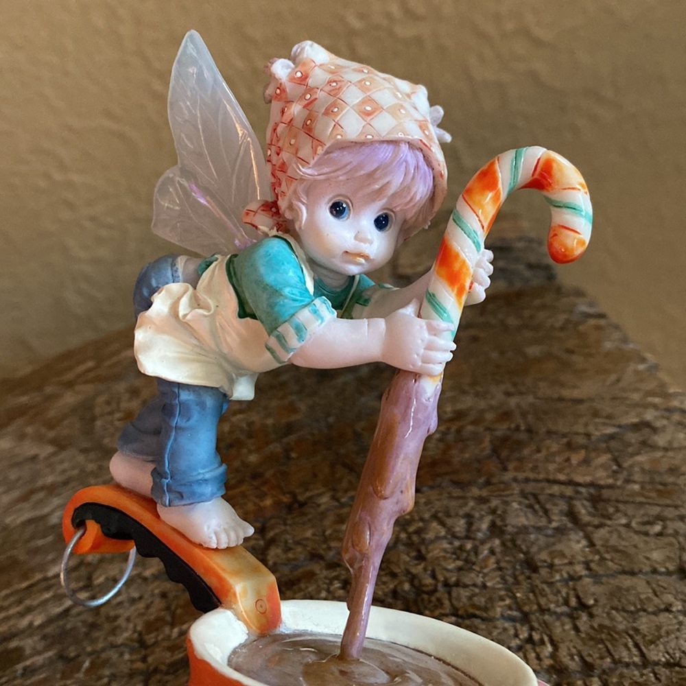 🧚‍♀️My Little Kitchen Fairies🧚‍♀️Little Dipsy Candy Cane Figurine - Picture 6 of 8
